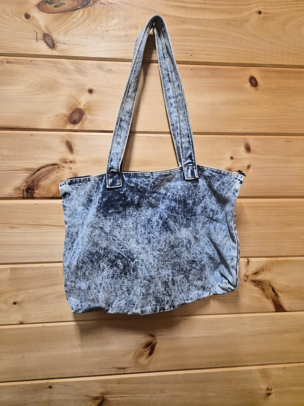 Vintage Acid Wash Tote Bag With Zipper - Picture 2 of 4